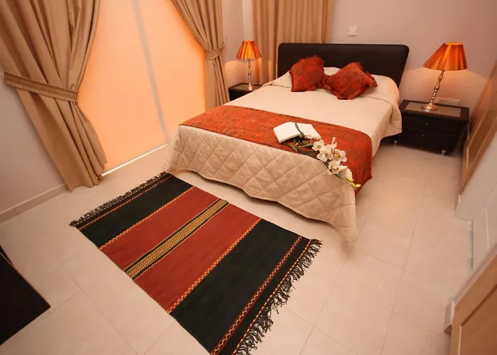 Villa Athina Villla *